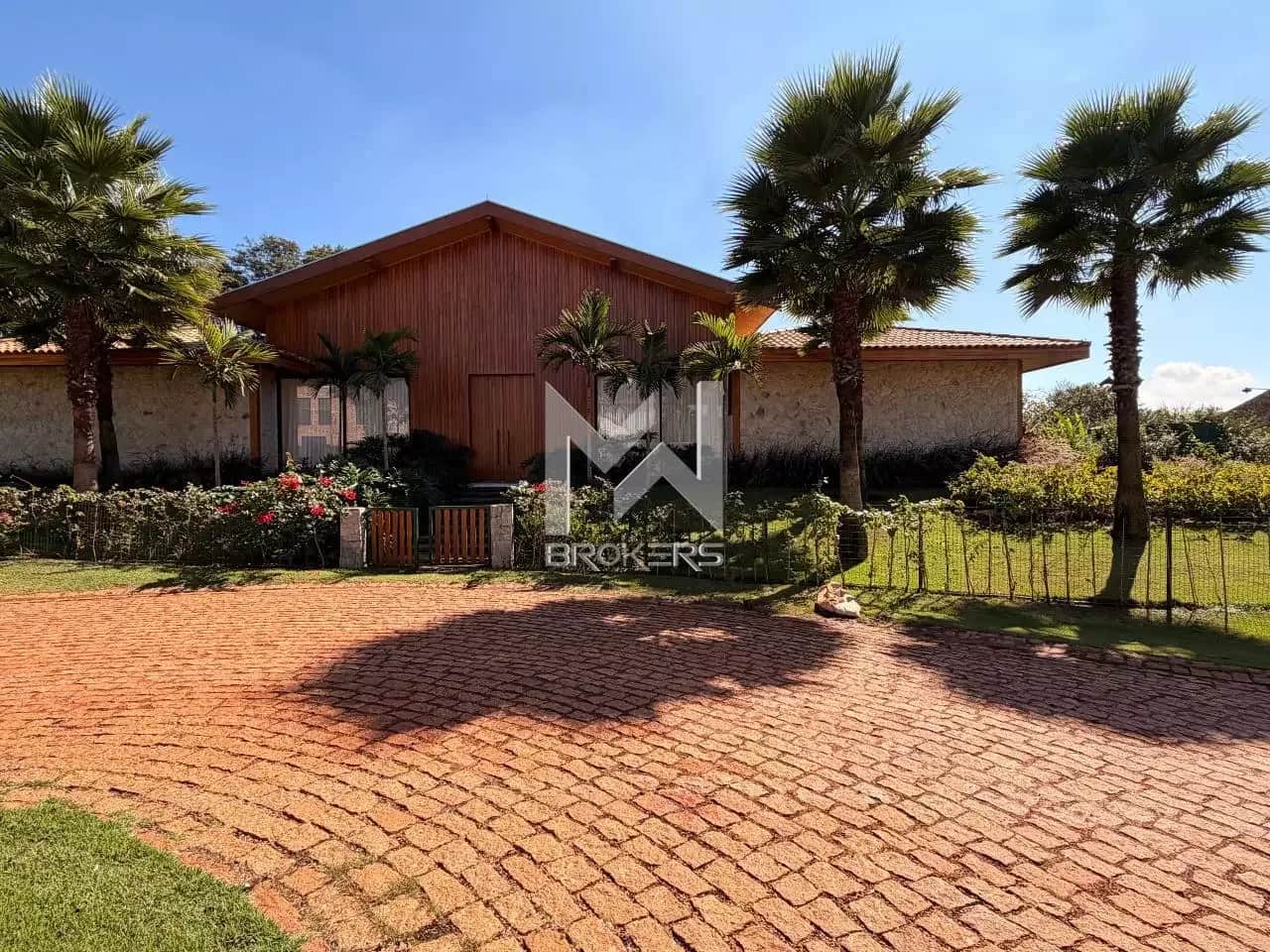 Casa em Condomínio à venda no Fazenda Santo Antonio Haras Larissa: Entrada
