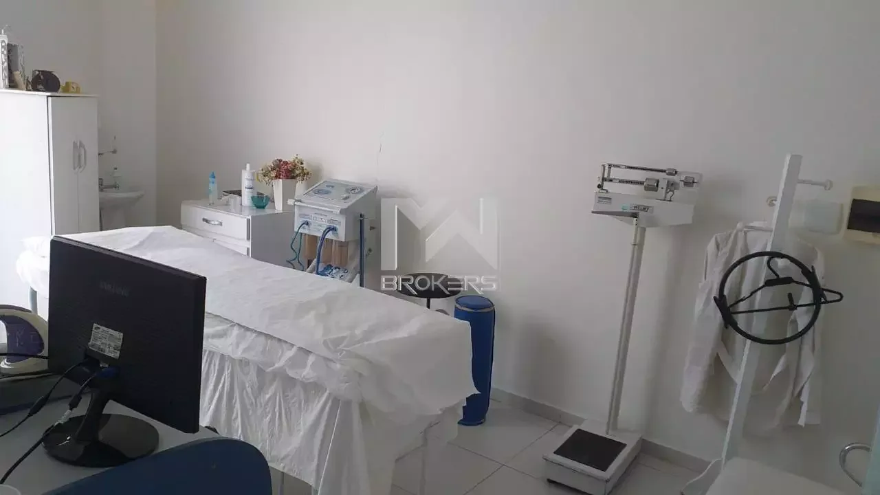 Prédio à venda no Centro: sala 01