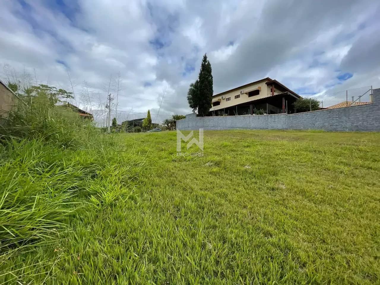 Terreno à venda no Condomínio Terras de Santa Teresa: terreno