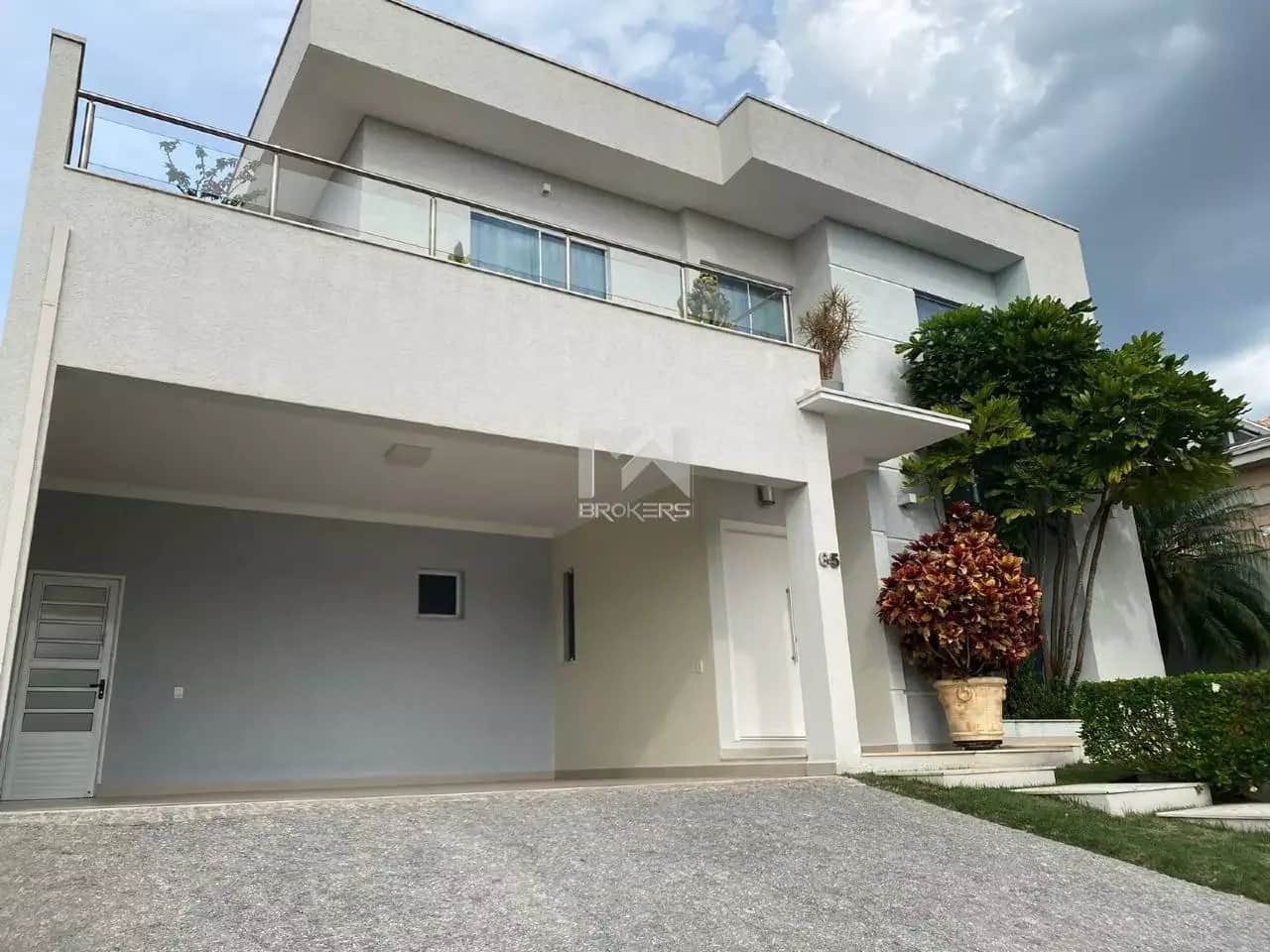 Casa em Condomínio à venda no Condomínio Terras de Vinhedo: fachada