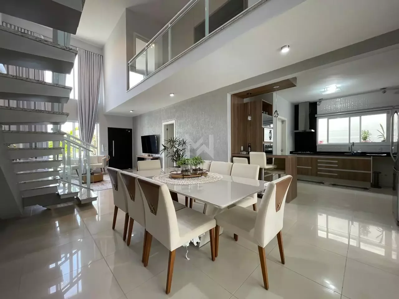 Casa em Condomínio à venda no Bosque: sala jantar