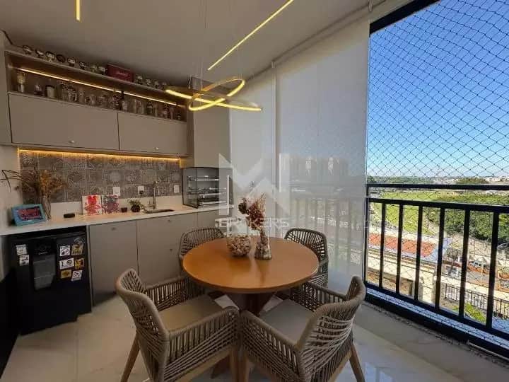 Apartamento à venda no Swiss Park: varanda