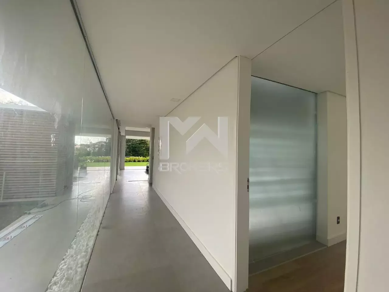 Casa em Condomínio para aluguel no Marambaia: corredor interno