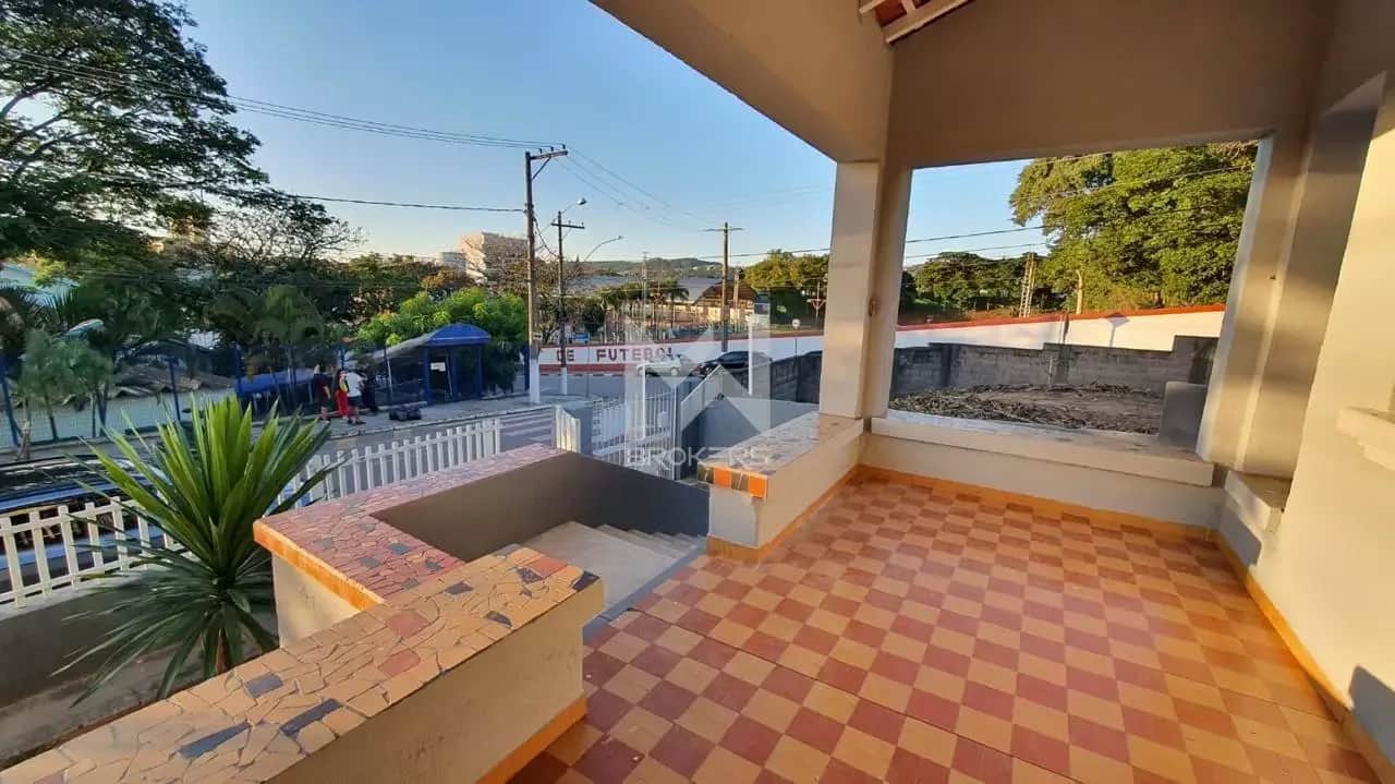 Casa à venda no Centro: Entrada