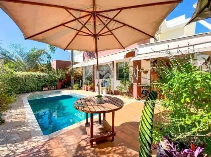 Casa em Condomínio à venda no Loteamento Recanto dos Paturis: piscina