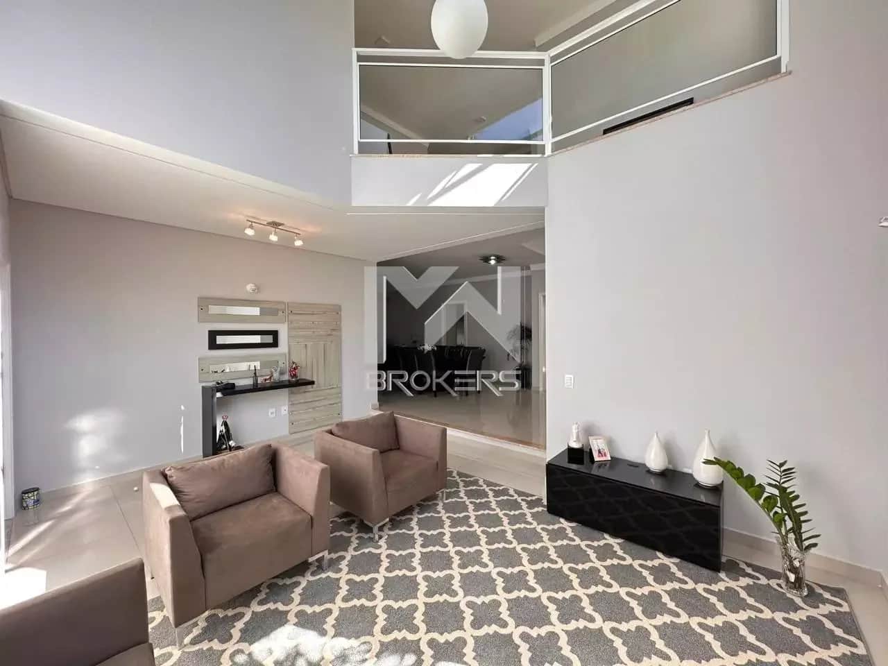 Casa em Condomínio à venda no Condomínio Terras de Vinhedo: sala de estar