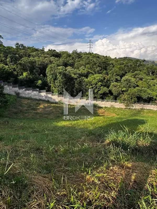 Terreno à venda no Condomínio Campo de Toscana: Terreno