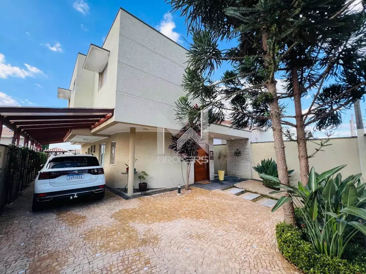 Casa à venda no Jardim Paiquerê: fachada