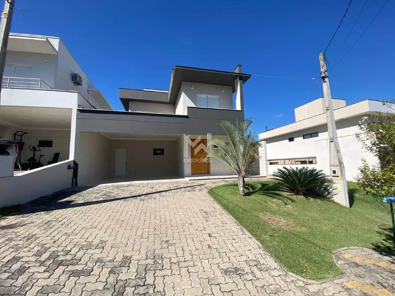 Casa em Condomínio à venda no Bosque: fachada