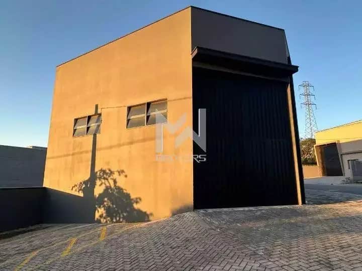 Galpão para aluguel no Santa Claudina: Fachada