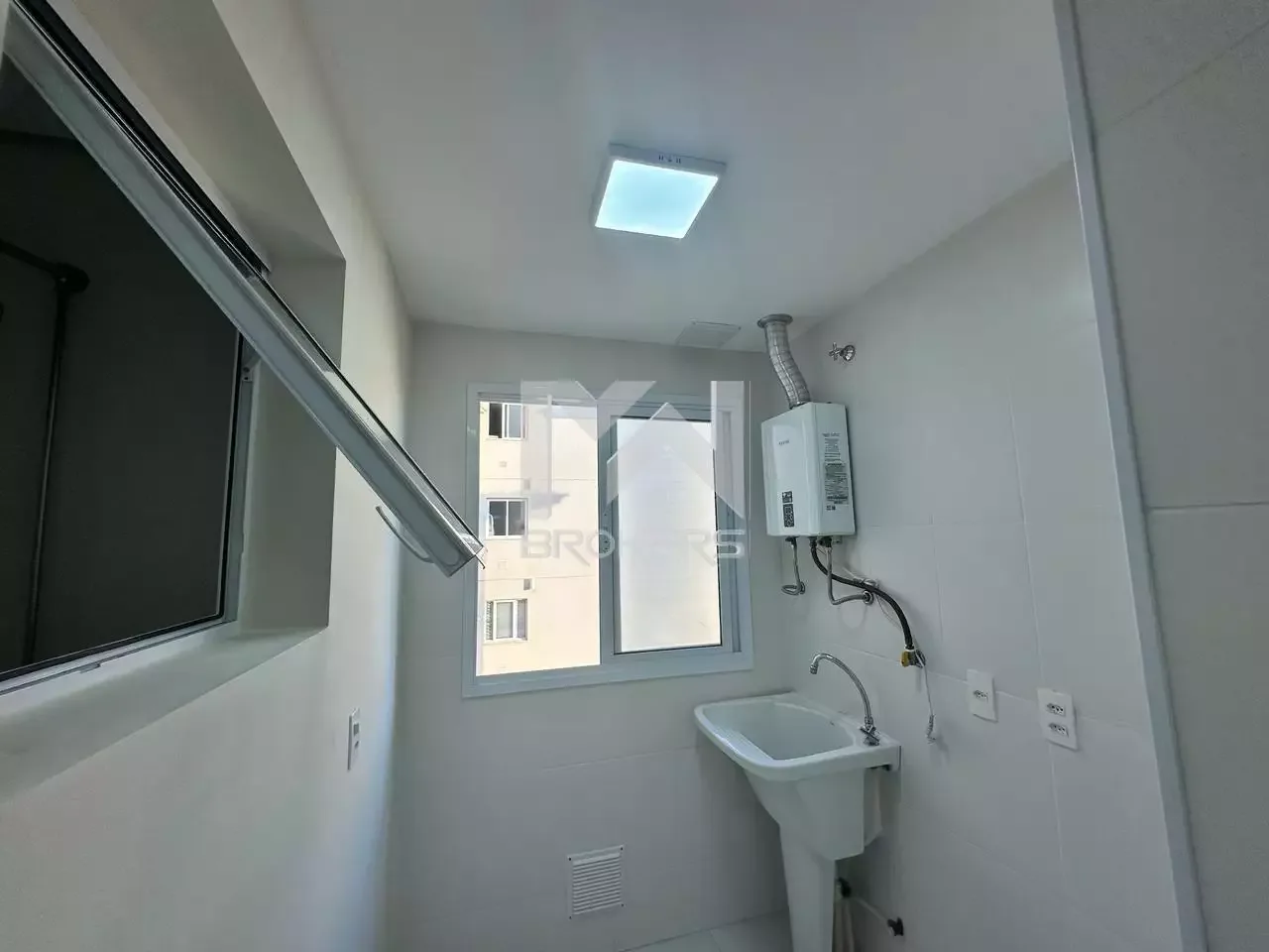 Apartamento para aluguel no Vista Alegre: Lavanderia