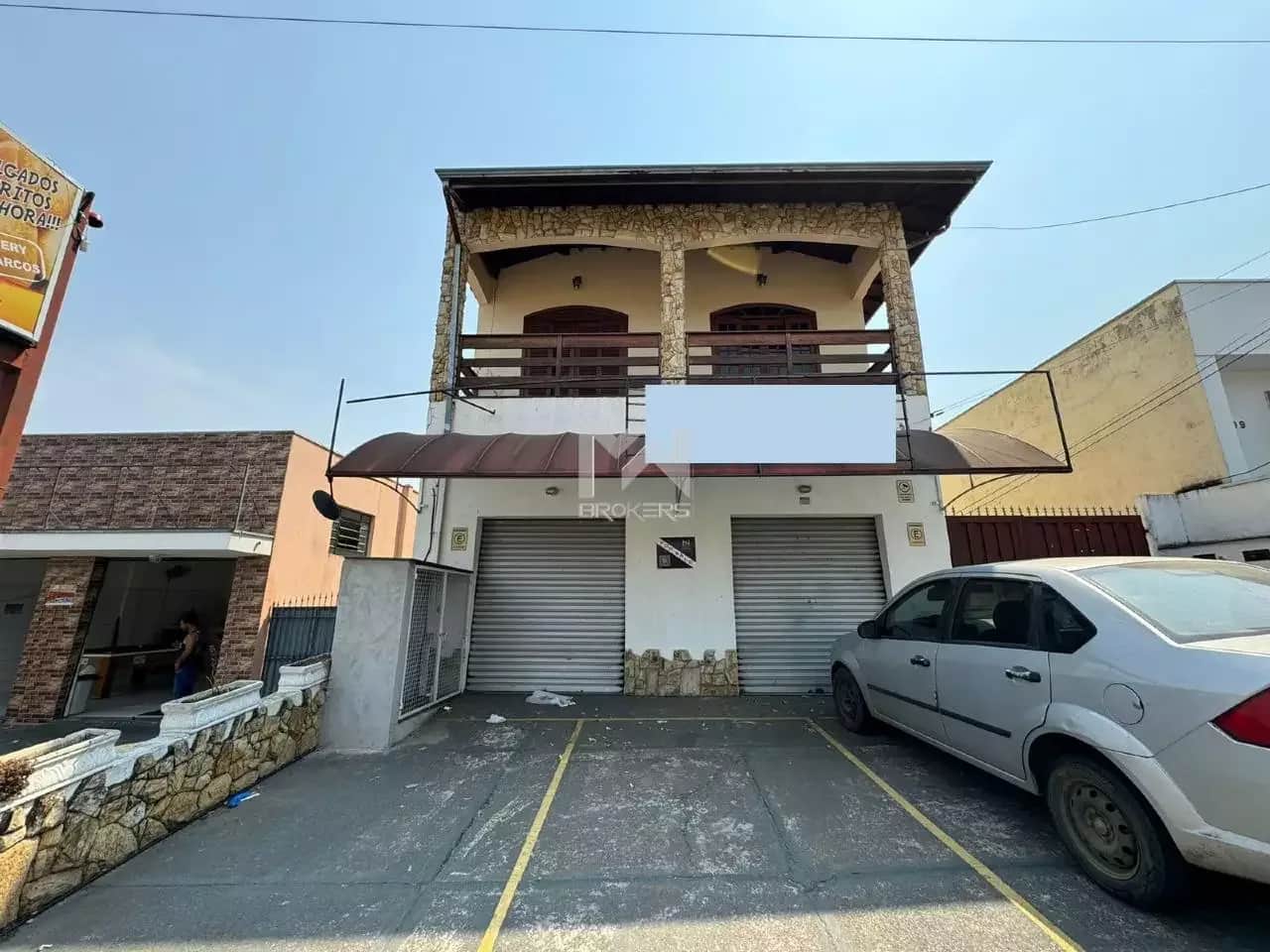 Casa para aluguel no Jardim Maria Rosa: fachada