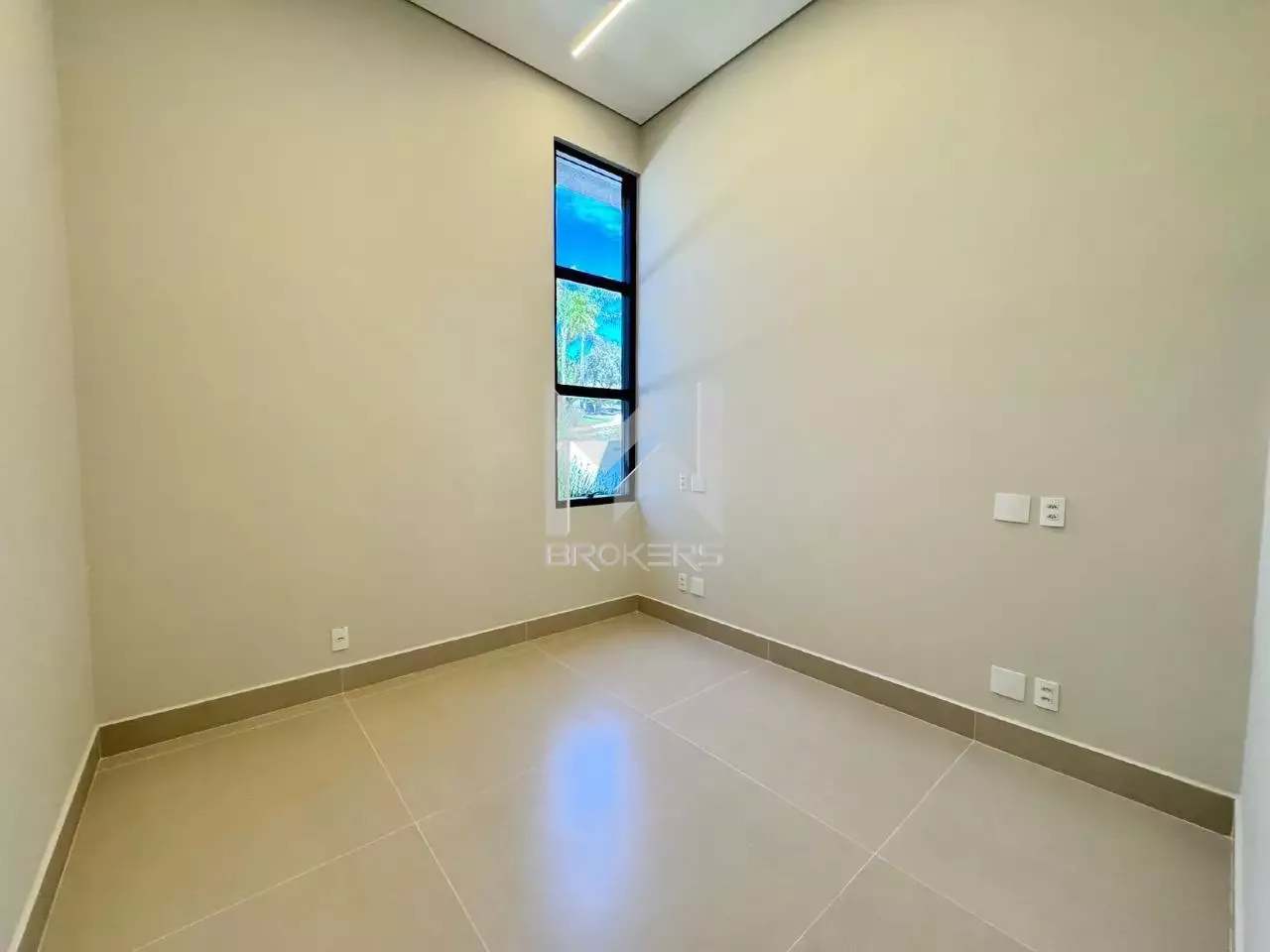 Casa em Condomínio à venda no Condomínio Zurich Dorf: escritório