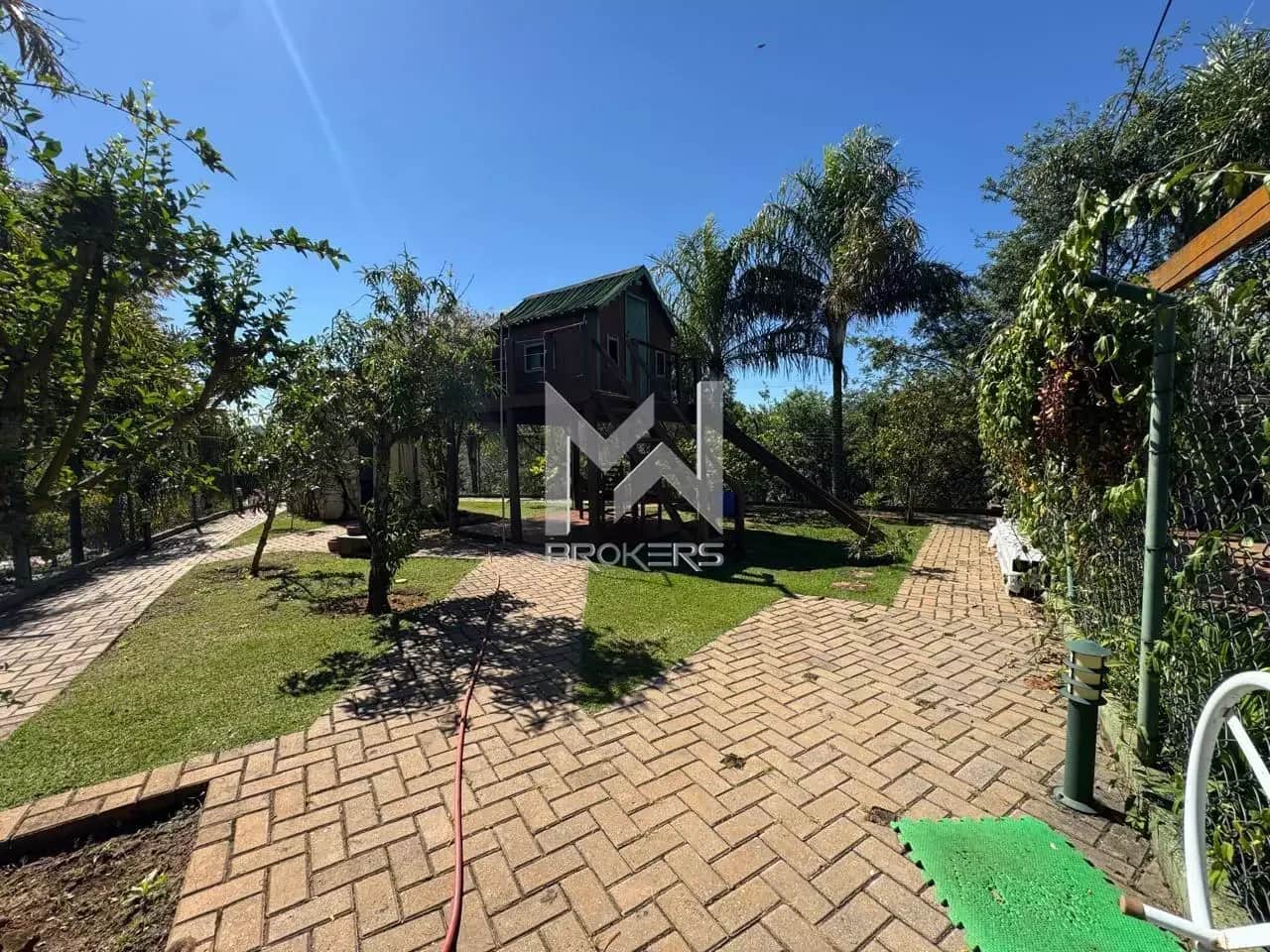 Casa em Condomínio à venda no Residencial Jardim Primavera: 