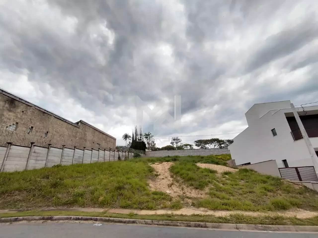 Terreno à venda no Recanto das Palmas: 