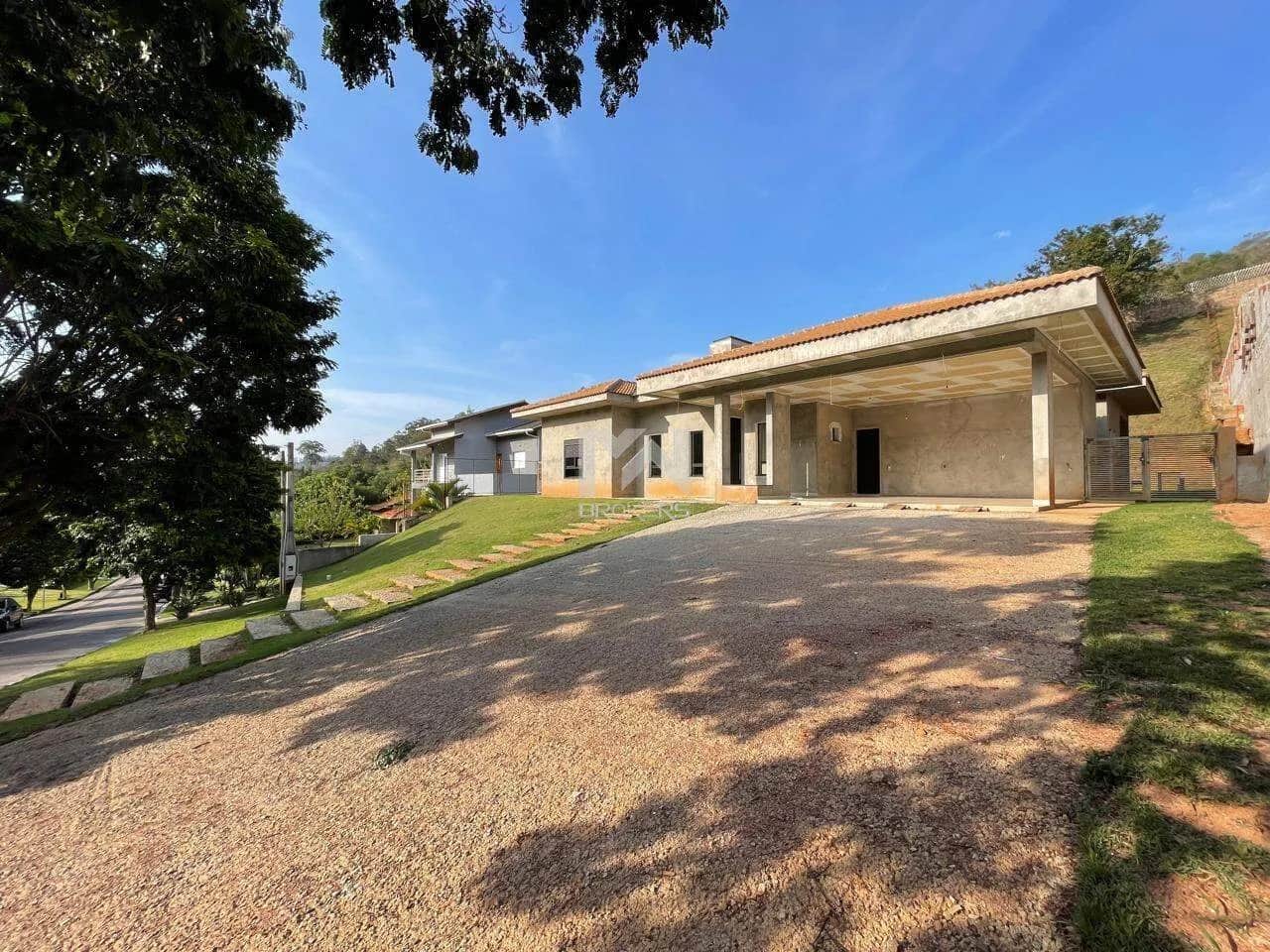 Casa em Condomínio à venda no Condomínio Jardim Primavera: Fachada