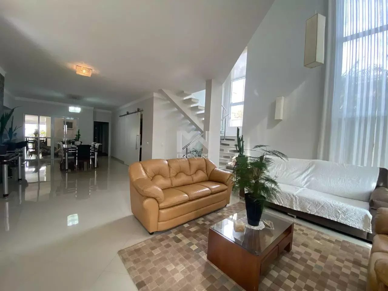 Casa em Condomínio à venda no Condomínio Terras de Vinhedo: salas
