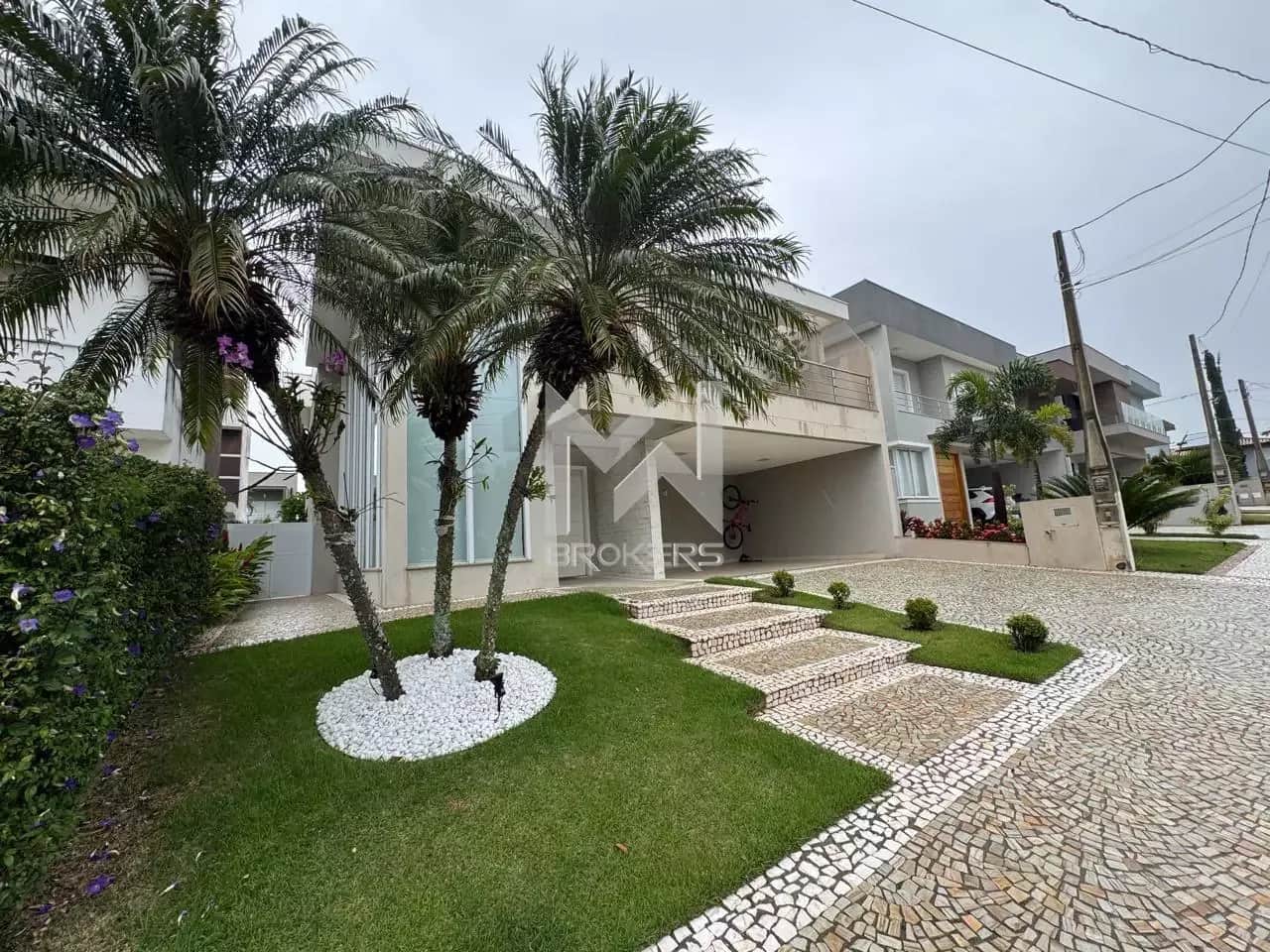 Casa em Condomínio à venda no Swiss Park: fachada