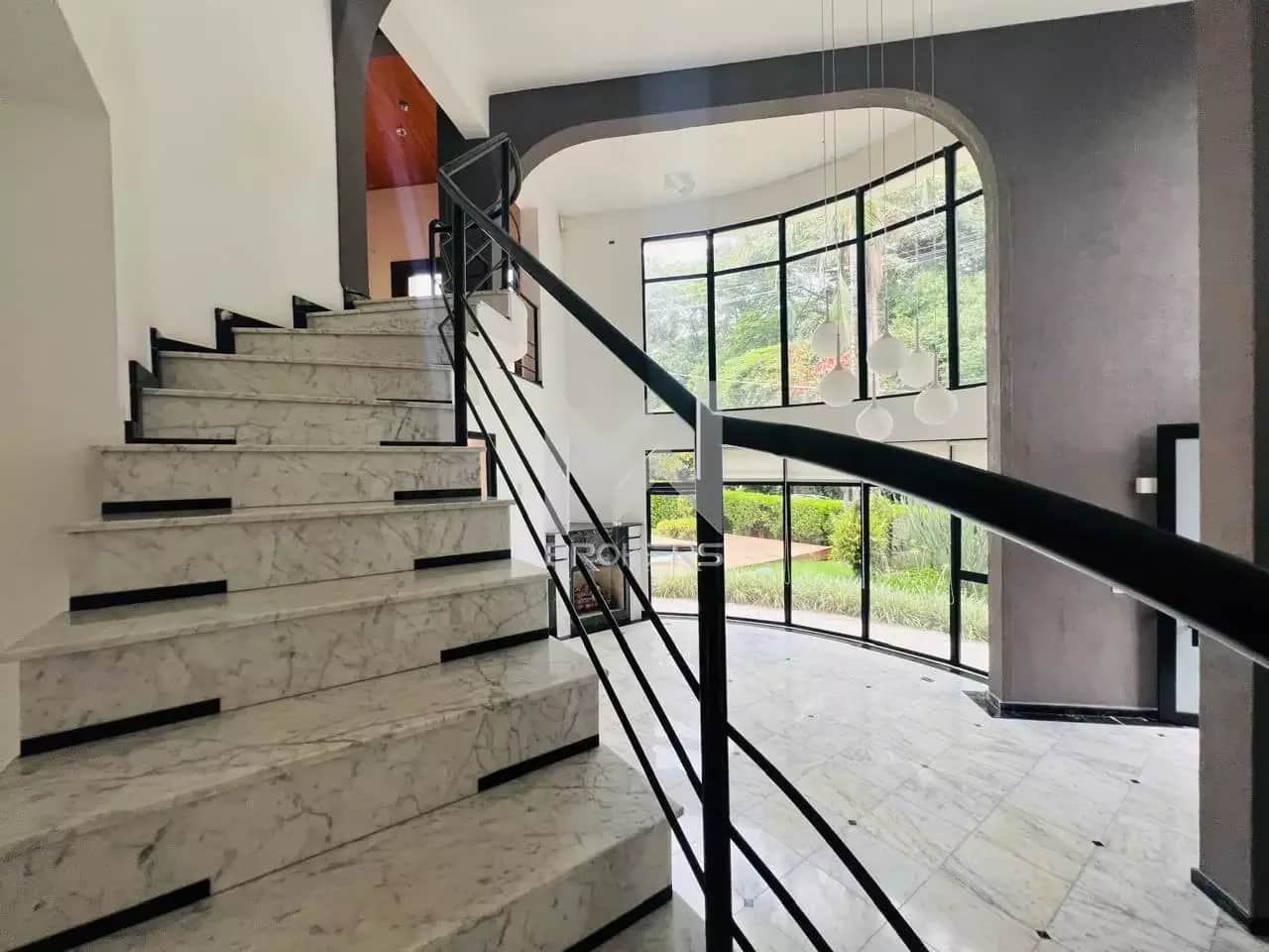 Casa em Condomínio à venda no São Joaquim: 