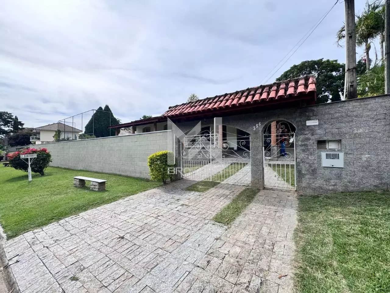 Casa em Condomínio à venda no Vista Alegre: 