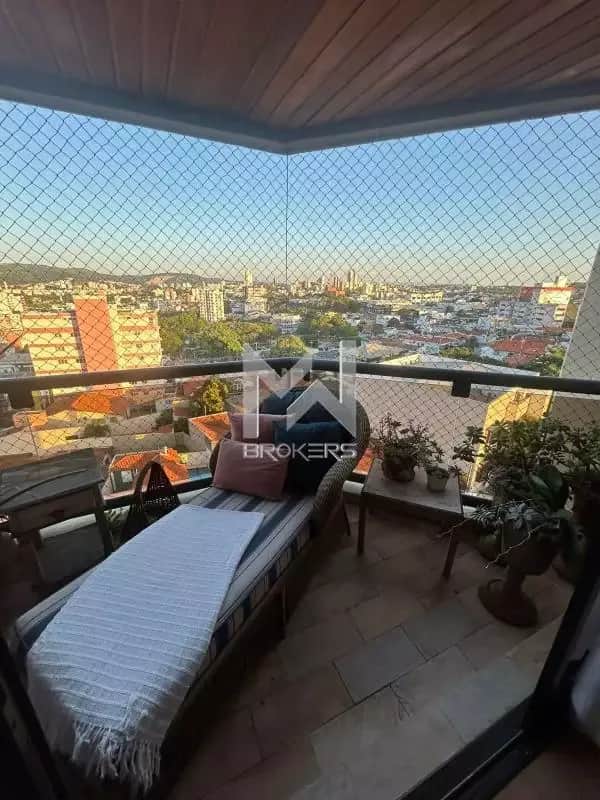 Apartamento à venda no Vila Embaré: 