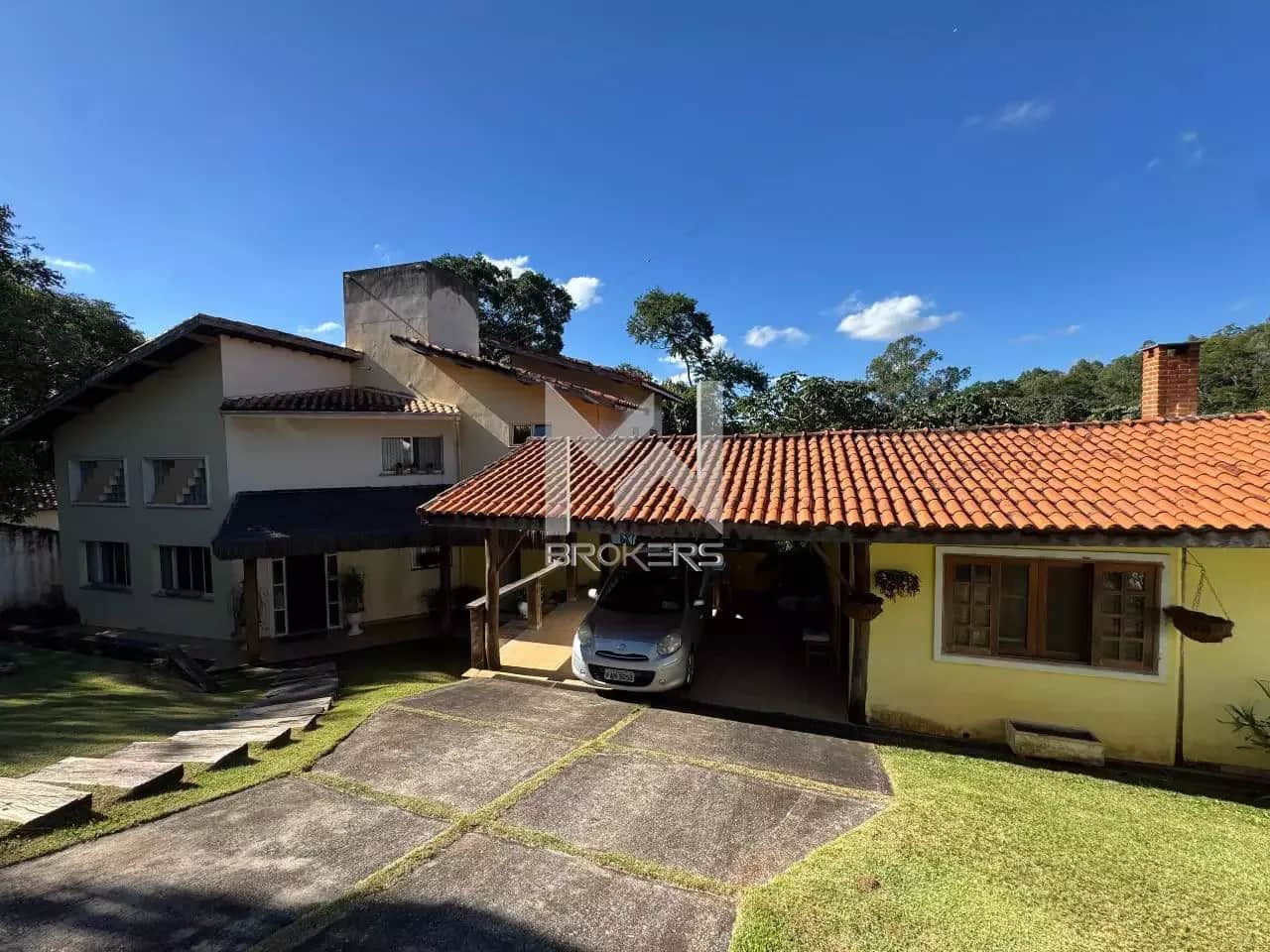 Casa em Condomínio à venda no Parque da Fazenda: Garagem