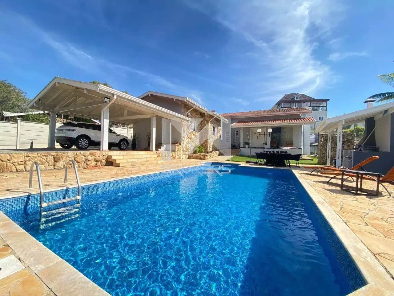 Casa em Condomínio à venda no Vista Alegre: piscina