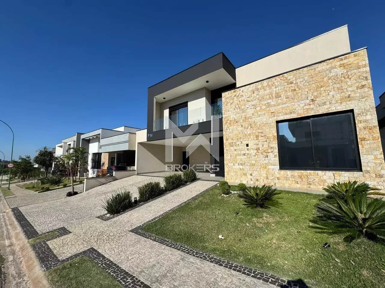 Casa em Condomínio à venda no Roncáglia: fachada