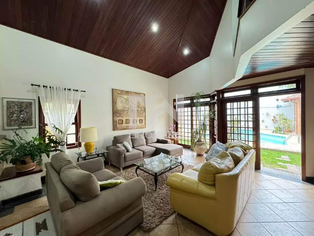 Casa em Condomínio à venda no Condomínio Jardim Paulista I: salas