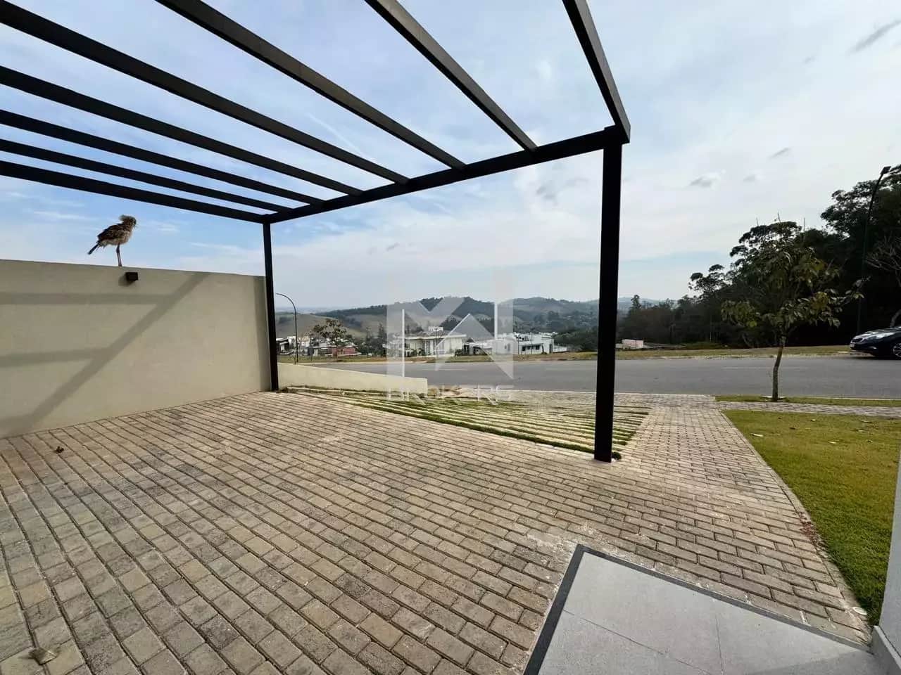 Casa para aluguel no Santa Cândida: garagem