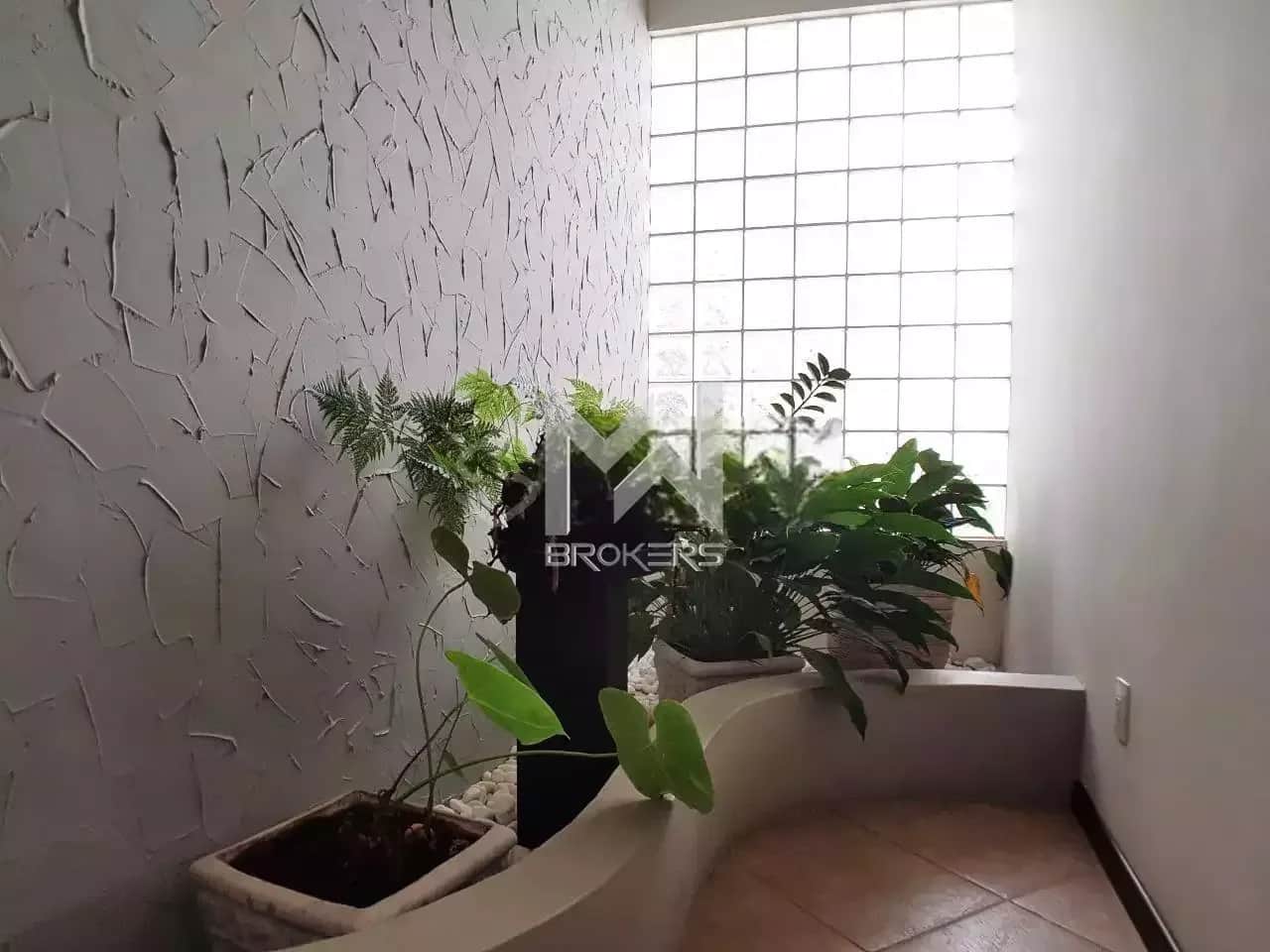 Casa em Condomínio à venda no Loteamento Recanto dos Paturis: hall de entrada