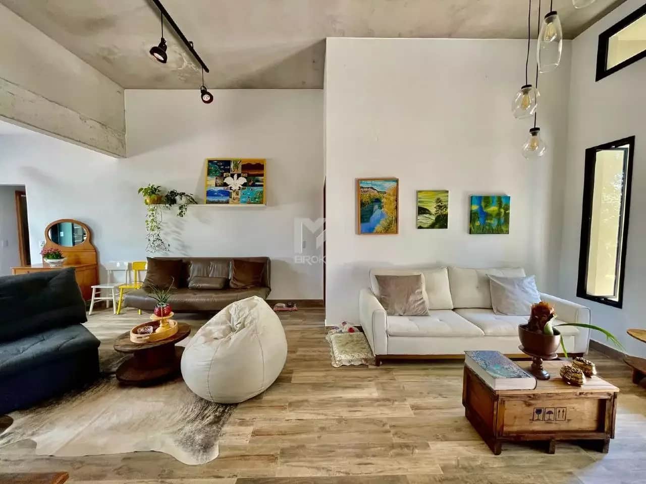 Casa em Condomínio à venda no Condomínio Chácaras do Lago: Sala