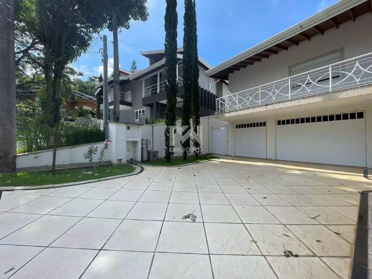 Casa em Condomínio à venda no Condomínio Jardim Paulista I: fachada