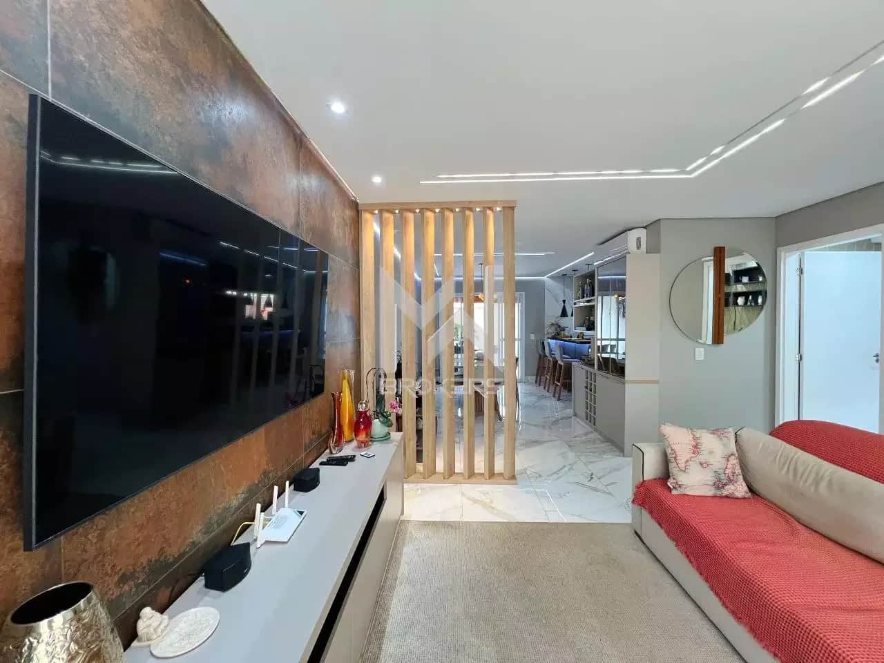 Casa em Condomínio à venda no Residencial Aziz Louveira: salas