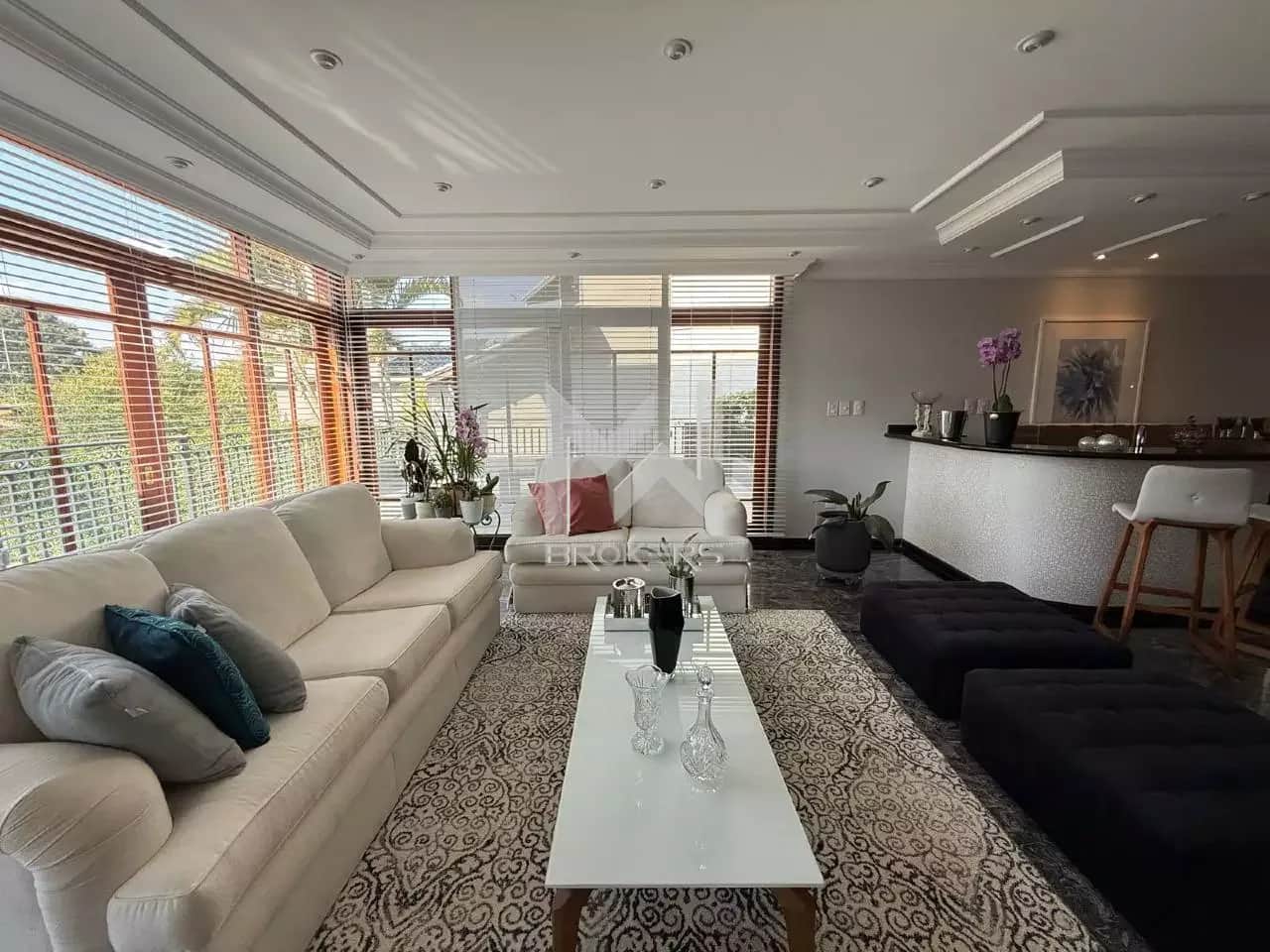Casa em Condomínio à venda no Loteamento Residencial Fazenda São José: salas