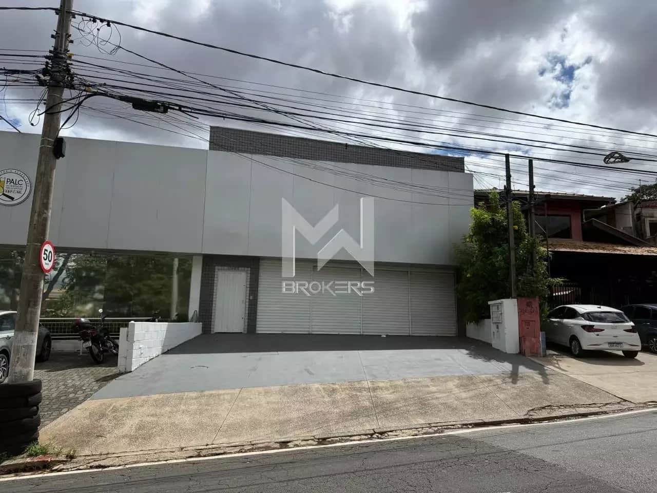 Galpão à venda no Parque Prado: fachada