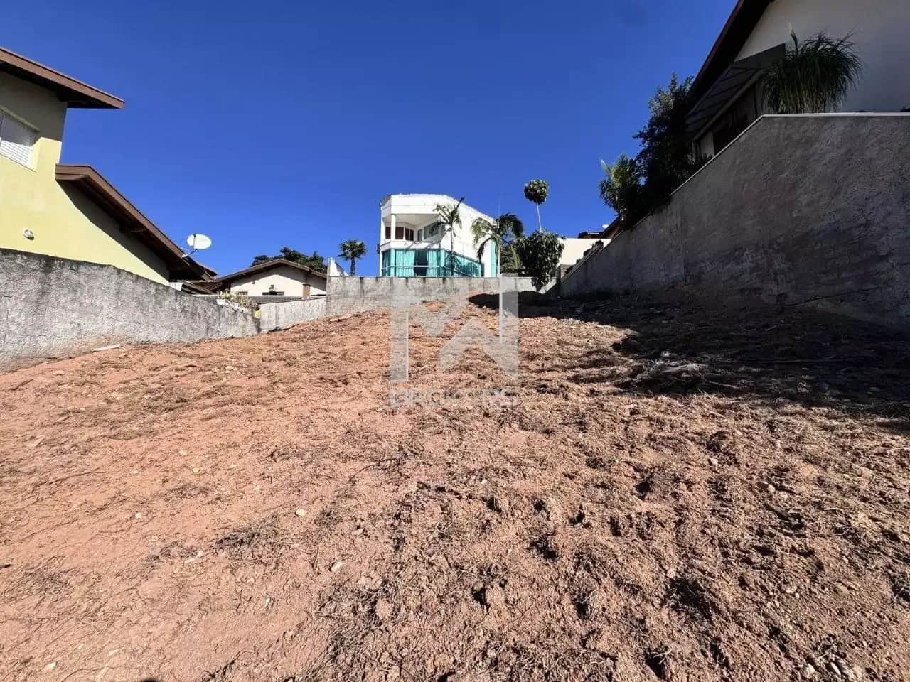 Terreno à venda no Vilagge Capricio: Terreno