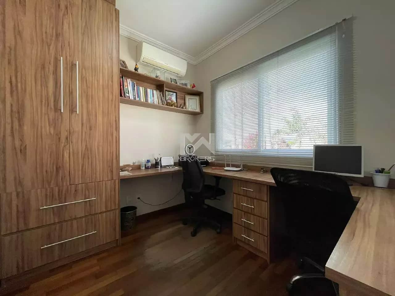 Casa em Condomínio à venda no Picollo Villaggio: escritório