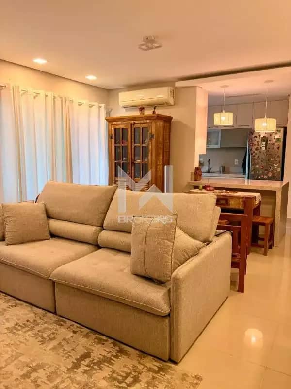 Apartamento à venda no Pinheirinho: Sala de Estar