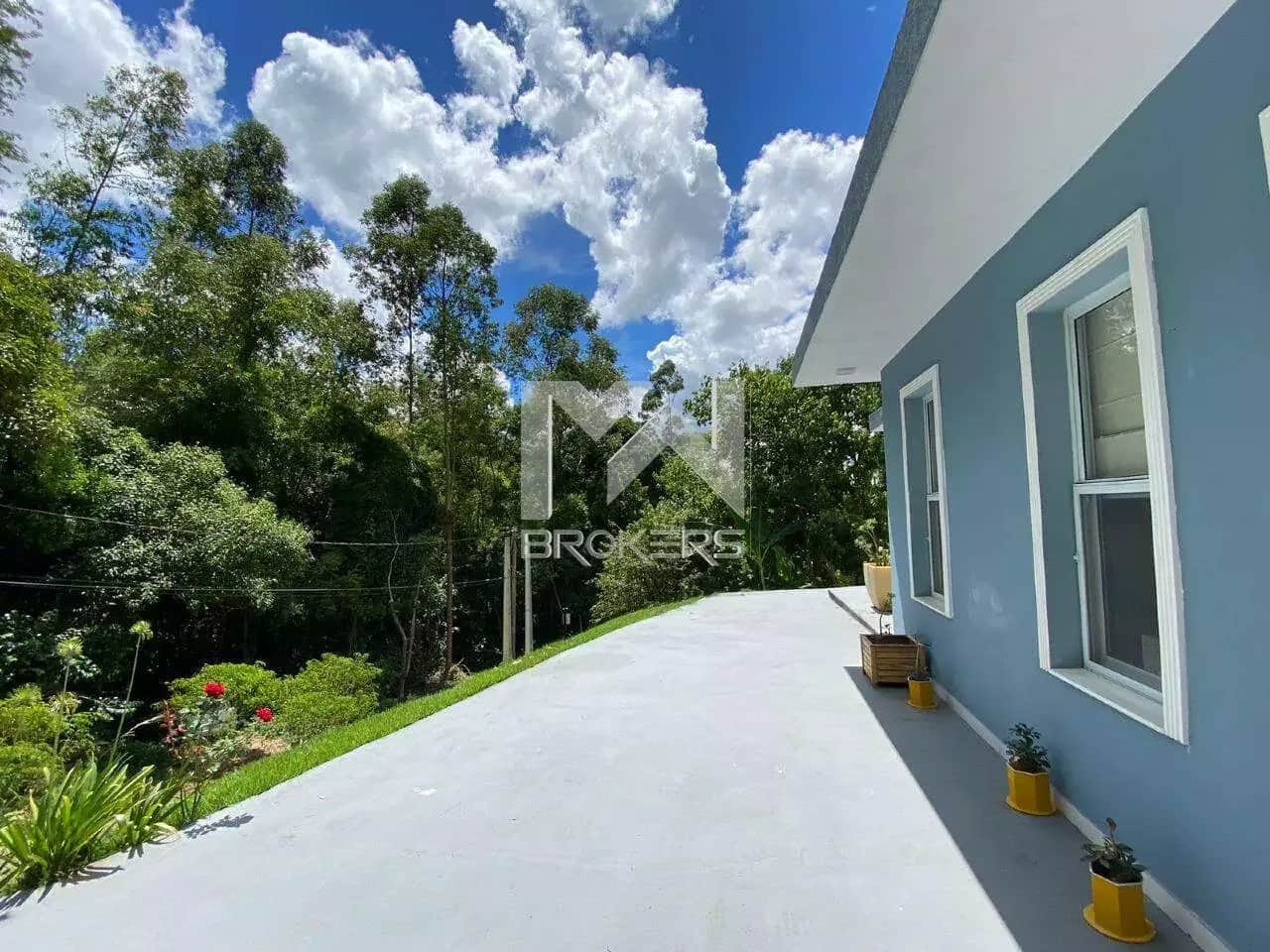Casa em Condomínio à venda no Caixa D´água: varanda frontal
