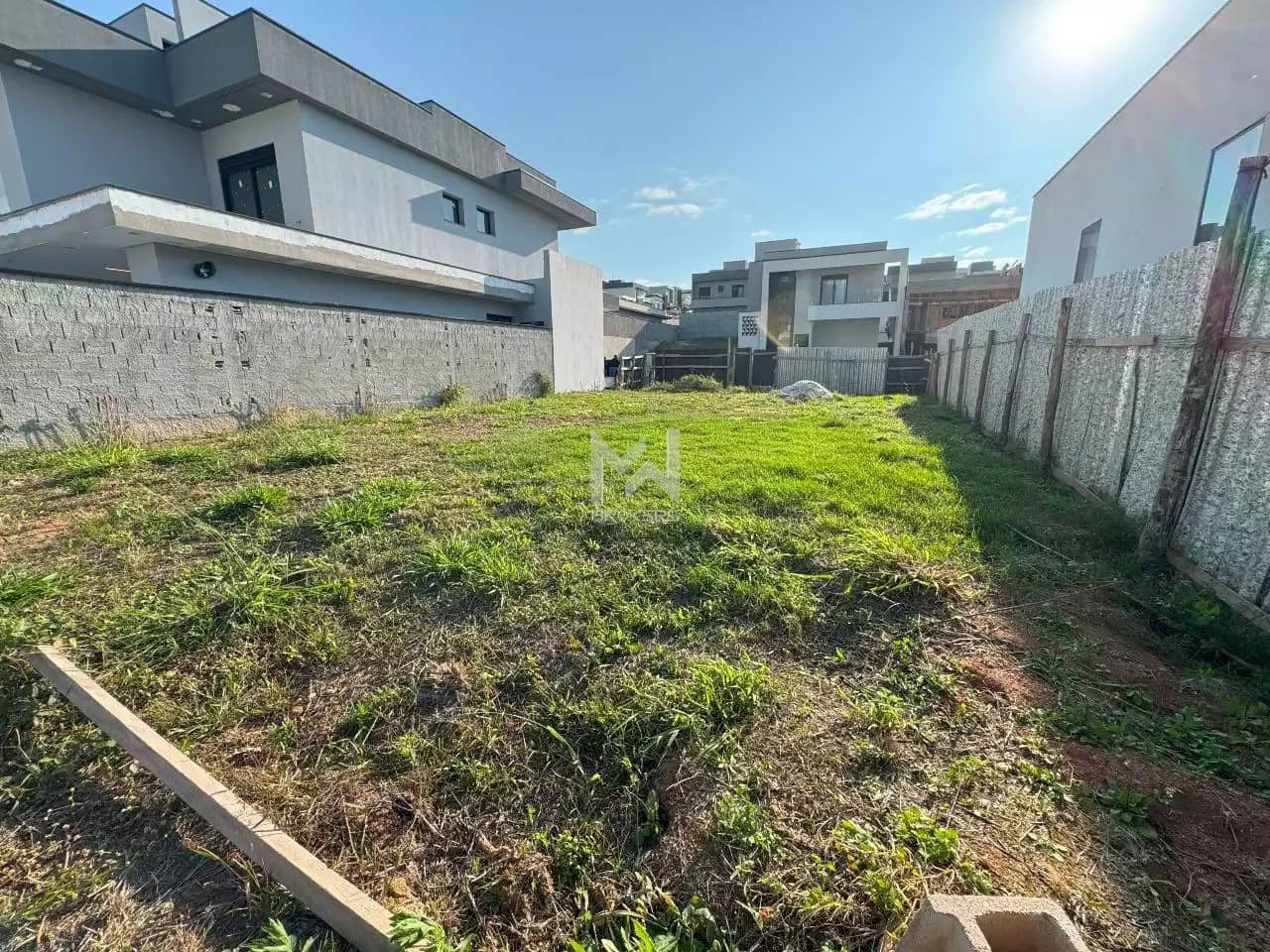 Terreno à venda no Roncáglia: área