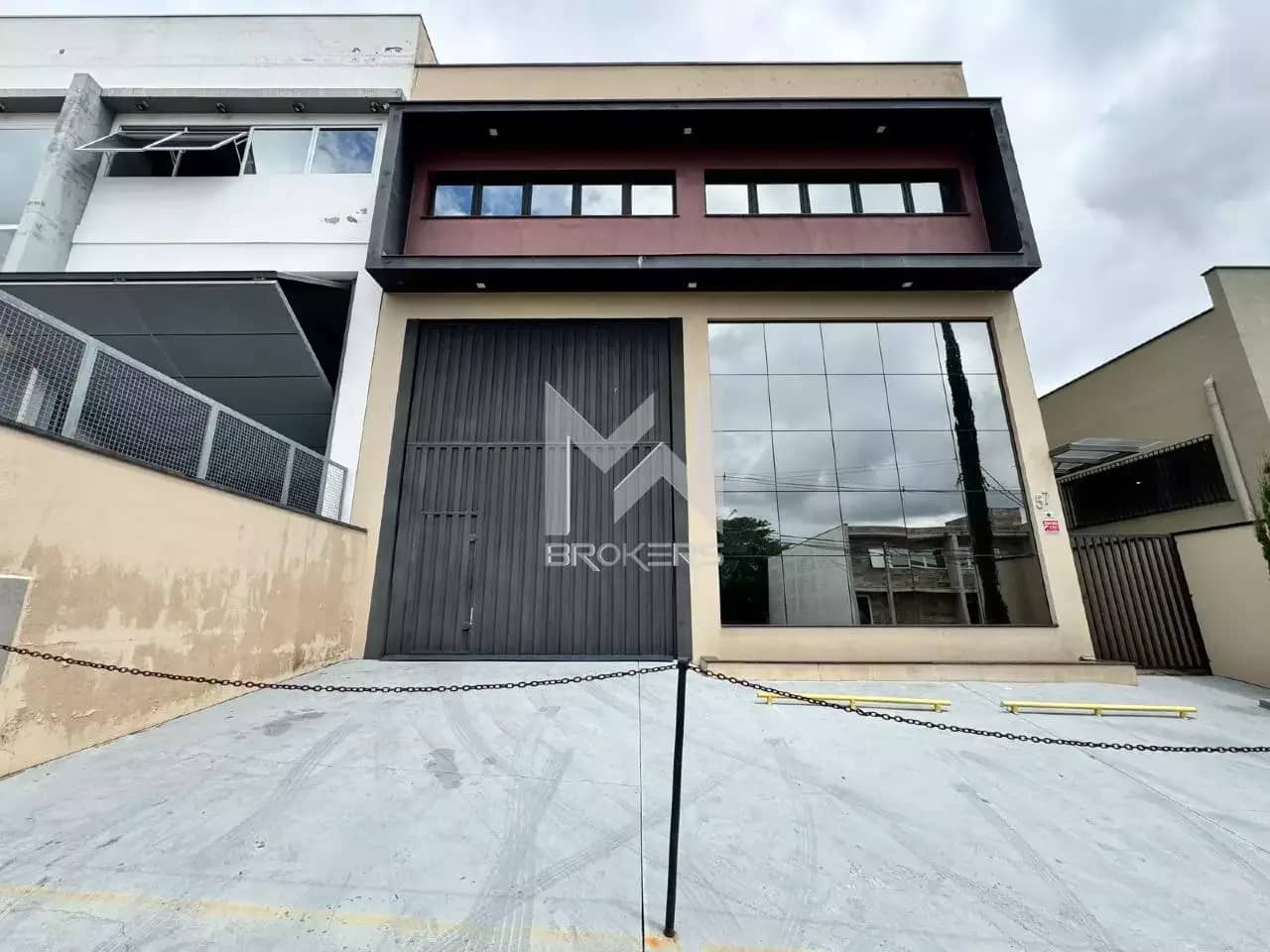Galpão para aluguel no Vista Alegre: fachada