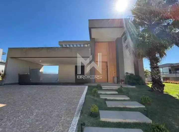 Casa em Condomínio à venda no Santa Cândida: 