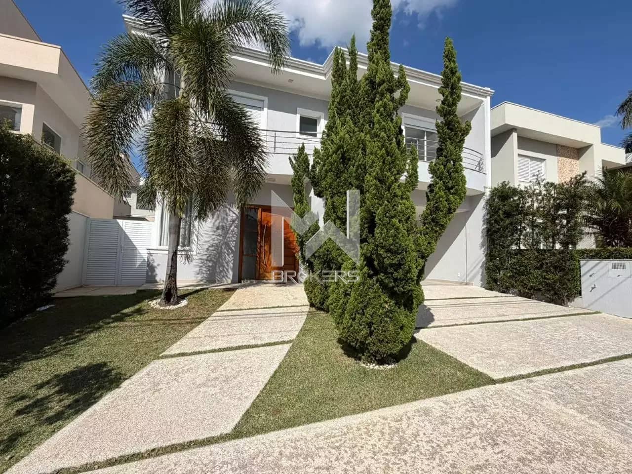 Casa em Condomínio à venda no Swiss Park: Fachada