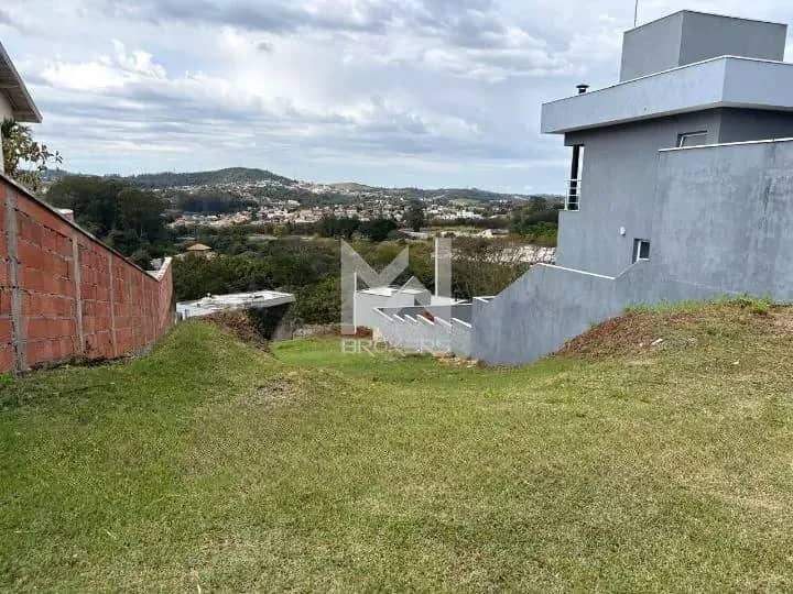 Terreno à venda no Picollo Villaggio: terreno