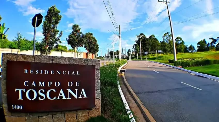 Condomínio Campo de Toscana